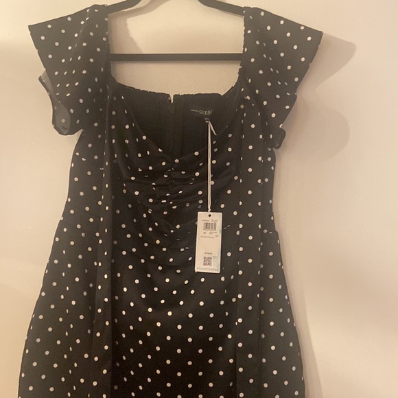 GUESS Eco Ariana Off-the-Shoulder Dress - Picture 3 of 4